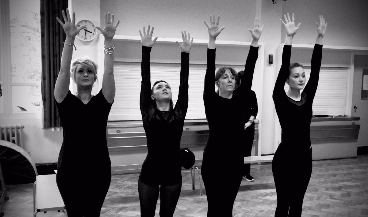 Officialecmtc's tweet photo. Here’s a few more from today. I love this cast 🖤❤️ #MusicalTheatre #AmateurTheatre #Musicals #Chicago #ECMTC #RoxieHart #VelmaKelly #AllThatJazz #MrCellophane #RazzleDazzle #Manchester #BillyFlynn #CellBlockTango #AmosHart #StockportWithoutAbuse https://t.co/eZ56jXZoIm