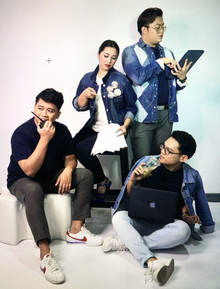 ppeventsph's tweet photo. Yung wala po kami magawa sa memo ng DepEd!!!🤨

Santie: “Ano ba naman yan!”
Paolo: “Mga bandmates, sorry na!”
Jude: “Ganon? Bahala kayo dyan!”
Jeff: “Huuuh??? What now titaaa?!”

📸 Rain Gutierrez https://t.co/HWQ0LWRezj