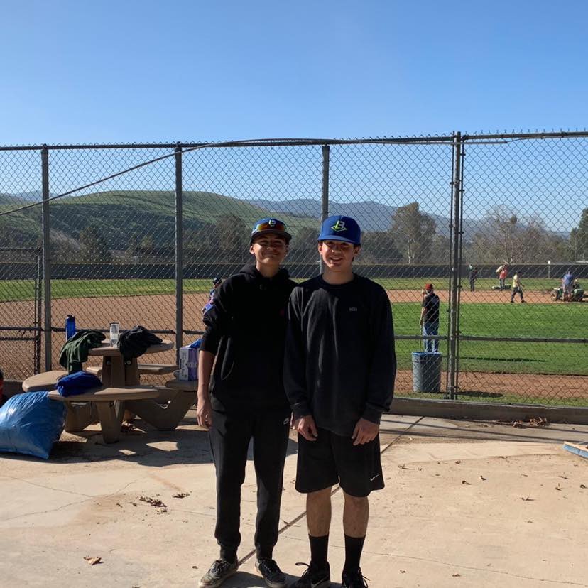 JustxWilliams's tweet image. Volunteering at SVBL on Saturday morning.  Over 50 people showed up to help get the fields right for opening day.  Thank you to everyone that showed up.