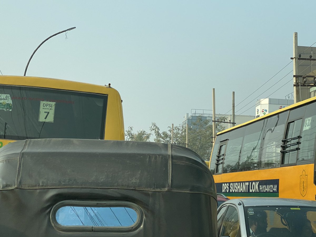 This is becoming a daily issue! @Dpsgurgaon #dpssl needs to stop parking their school buses on both sides of the road. Blocking traffic in sector 44. @TOIGurgaon @GurgaonCity @HTGurgaon @gurgaoncom @gurgaonpolice @dcptrafficggm