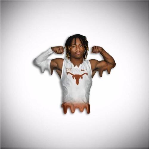 DanielGarland92's tweet photo. A little late but I'm committed!! #HookEm 🤘🏾I'll be signing Wednesday in the FHS library at 10:15! https://t.co/DSMVW1h1Rx