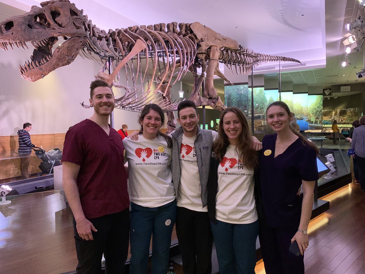 ChantalCreigh10's tweet image. @ChicagoMedEdu students trained 682 people this weekend in #TwoStepCPR! 
#medstudenttwitter