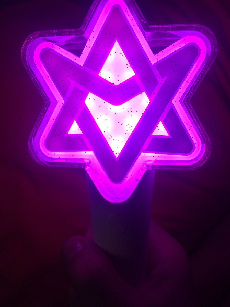 SeoulSundaePH's tweet photo. Who wants to grab my 2 Astro Robong Extra^^ PHP2800 all in. Good Condition~ #ASTRO #AROHA #BLUEFLAME https://t.co/YF0D87N4dx