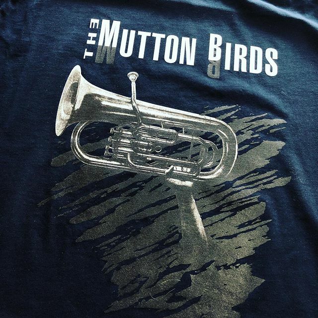 ESPonline's tweet photo. Printed half way down Dominion Road. More merch for a NZ iconic band The Mutton Birds

#excellentscreenprinters #screenprinting #tshirtprinting #madeinnewzealand #plastisol #plastisolink #customtshirts #customtshirtprinting #themuttonbirds #screenprinter… https://t.co/5p7jeVOLRD https://t.co/JrZTOQ2pHf