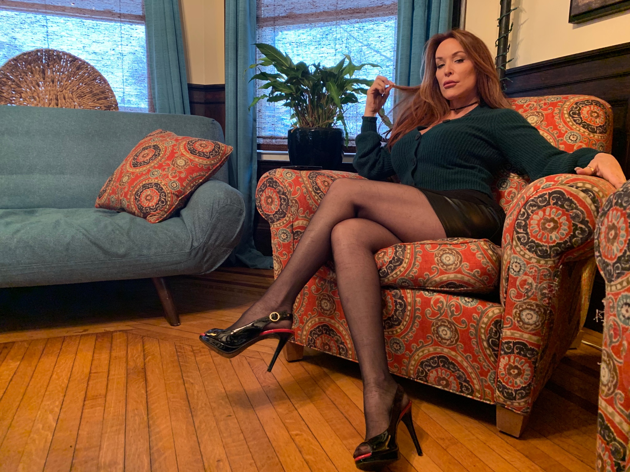 Rachel Steele Twitter'da: "Want to watch cheating housewife convi...