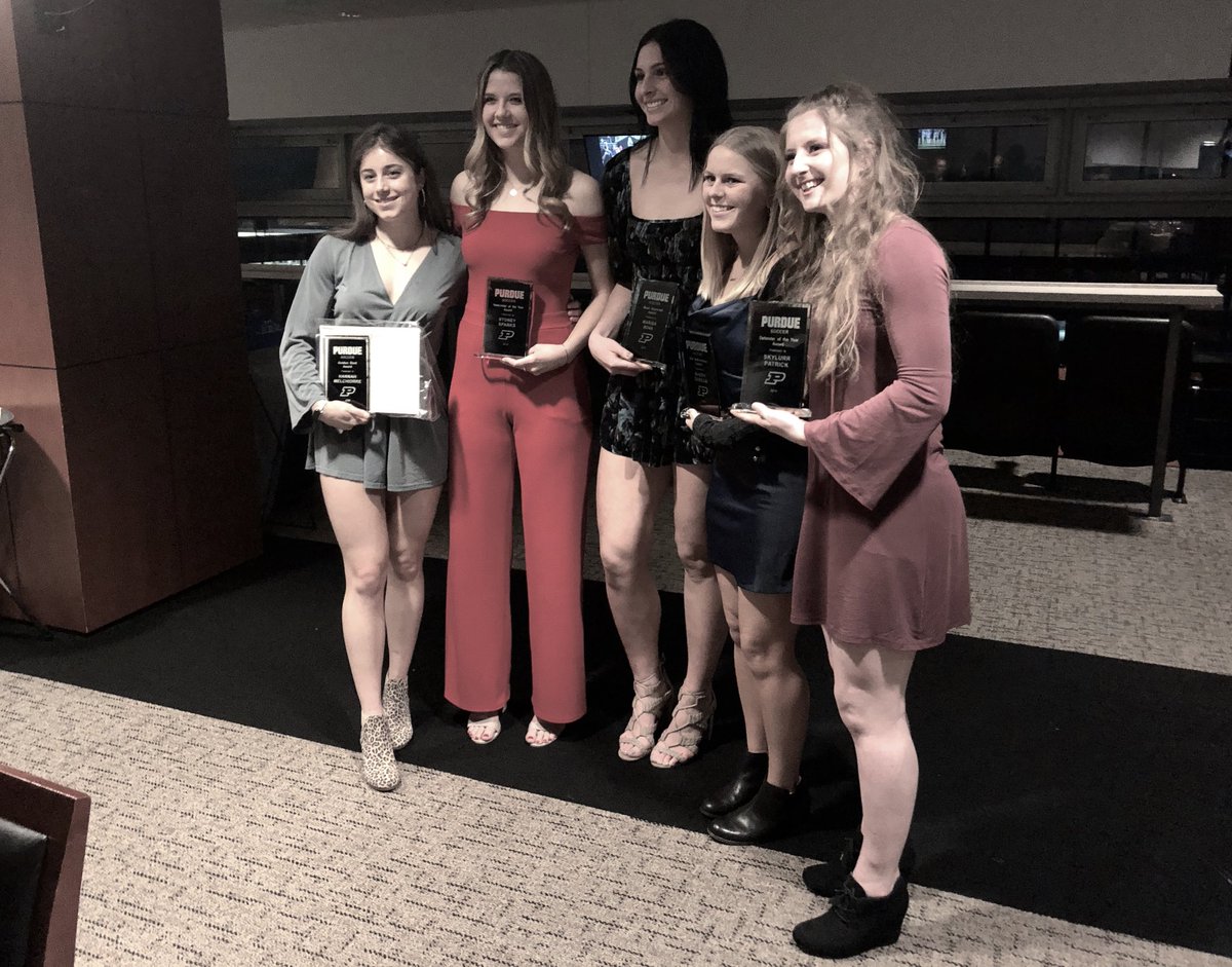 PurdueSoccer's tweet photo. We had our own awards show last night! Congratulations to our 2019 season award winners. #BoilerUp

🏆Golden Boot: @hannahmelch 
🏆Newcomer of the Year: @_sydneysparks_ 
🏆Most Improved: @bova_marisa 
🏆Boilermaker Award: @Duncan22Maddy 
🏆Defender of the Year: @skylurr_patrick https://t.co/lcvfo3YYKM