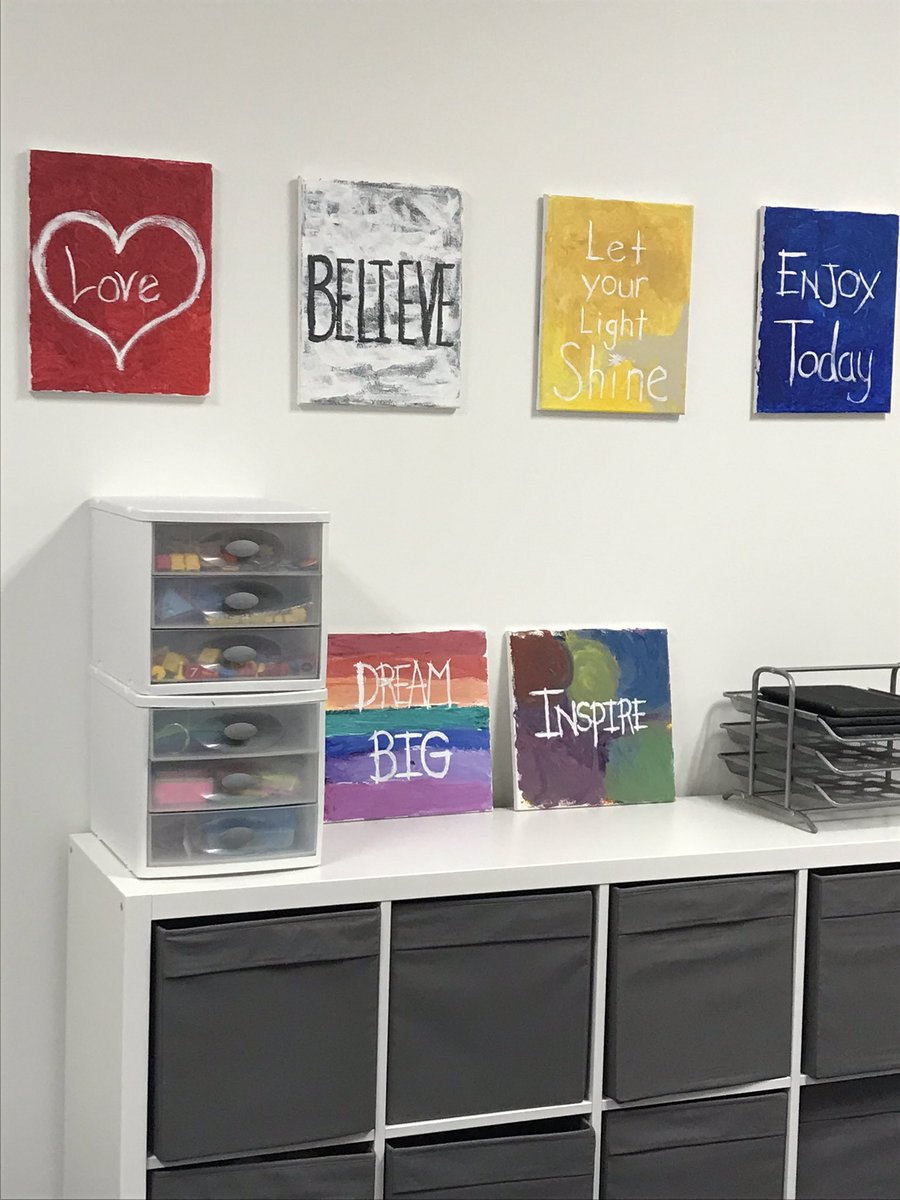 lrosen6's tweet photo. ❤️ my new room at Bridgewater Elementary @NFLDSchools We moved in last week and it’s fantastic!   My students contributed to the decor and we love being inspired daily! https://t.co/zK9Ztpk0tj