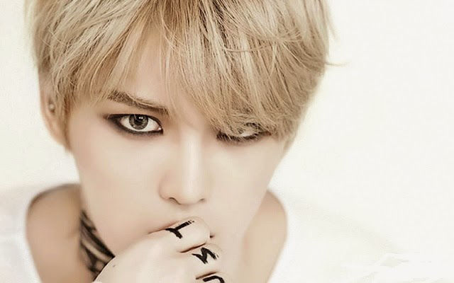 Seto Kaiba goes for the insomniac idol look, with heavy shadow under the eyes and not much else but a little bit of contouring to bring out his natural sharp features