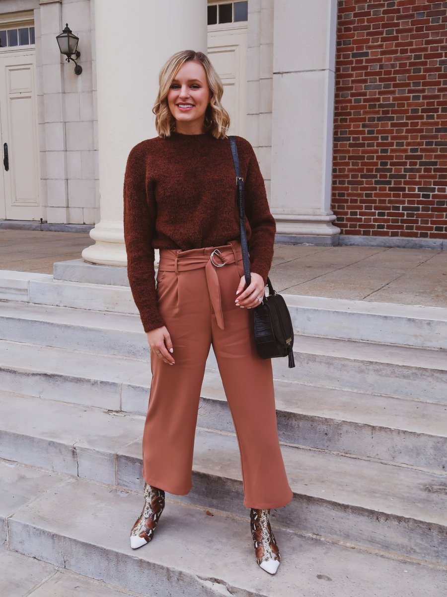 Is life really too Instagrammable to wear the same thing twice? 📸 I mean, I LOVE new clothes but I hate when my closet gets out of control with “stuff” I’ve accumulated over time. thelilacpress.com/fashion-rental…