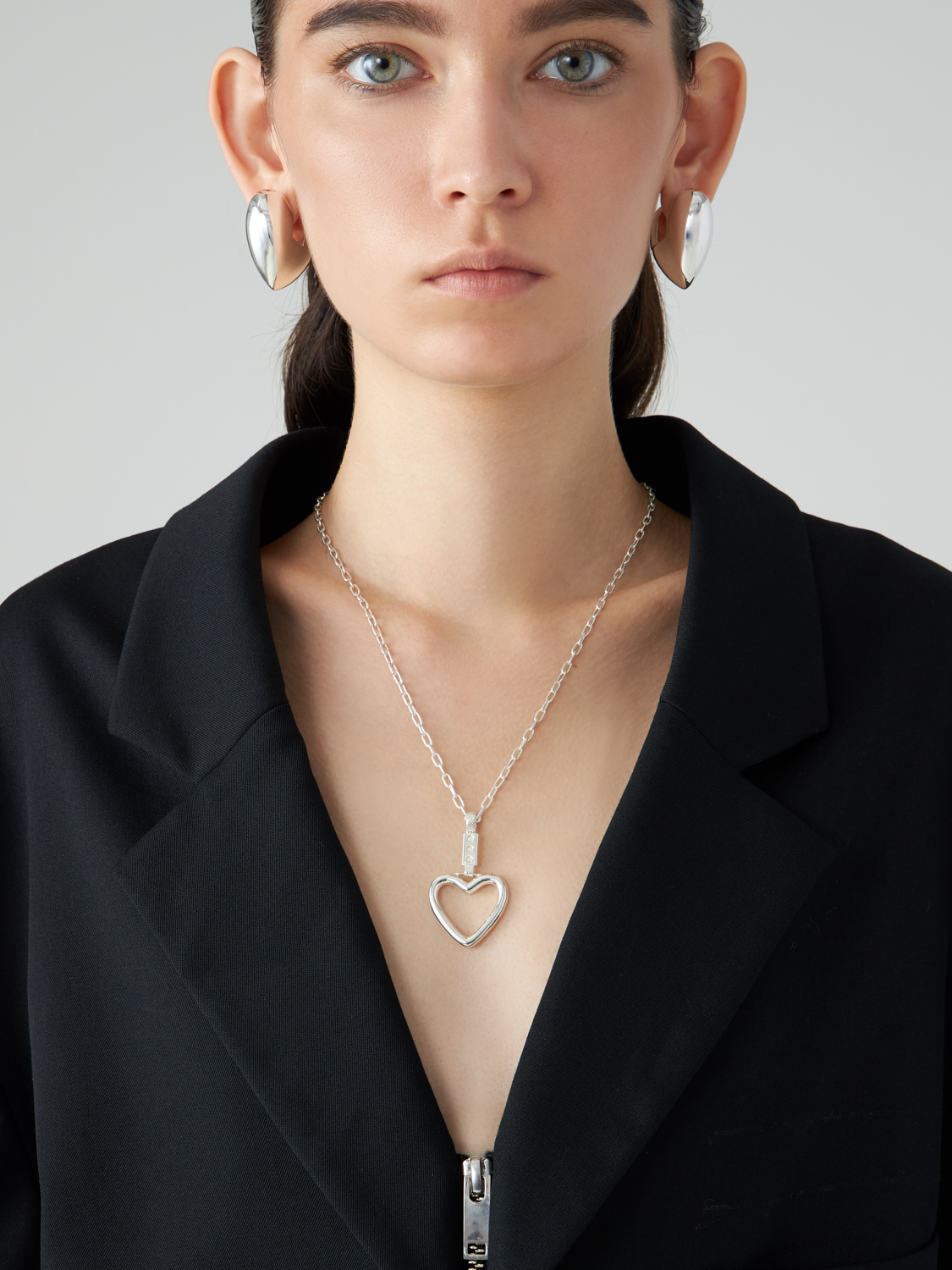 AMBUSH ハート型ペンダントネックレス AMBUSH® على X: 