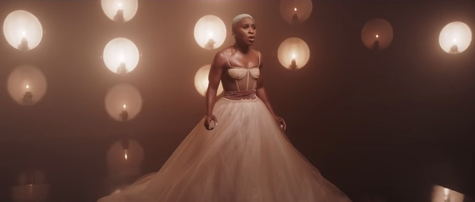 Stand cynthia. Cynthia Brown певица. Cynthia Erivo - Stand up (2019). Stand up Cynthia Erivo. Stand up from Harriet.