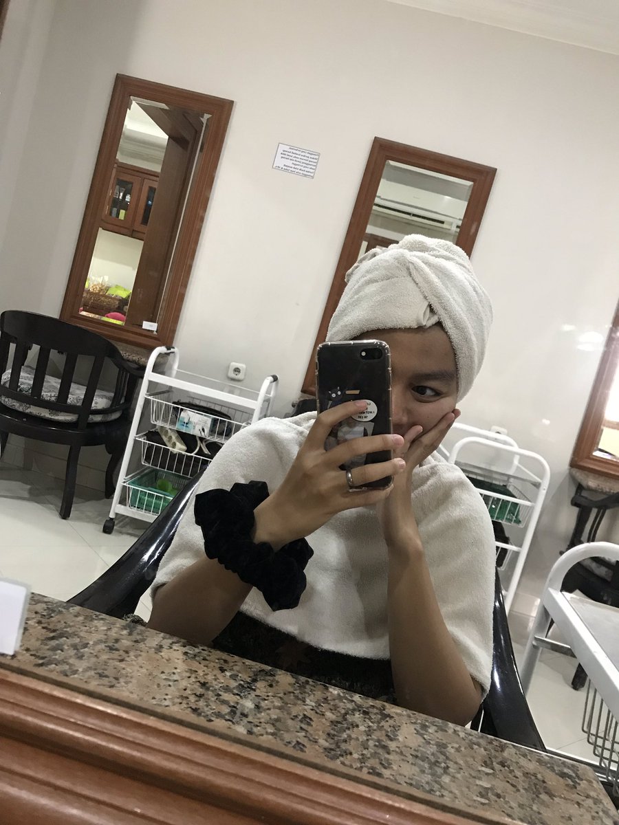 PotPotPot_elpot's tweet photo. Oh begini rasanya jadi pengangguran 😂 https://t.co/OsNCKoR7rm