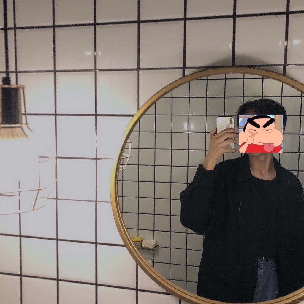 CuteZYY0's tweet photo. 老照片 好想出去玩 https://t.co/ASR3anX9Kg