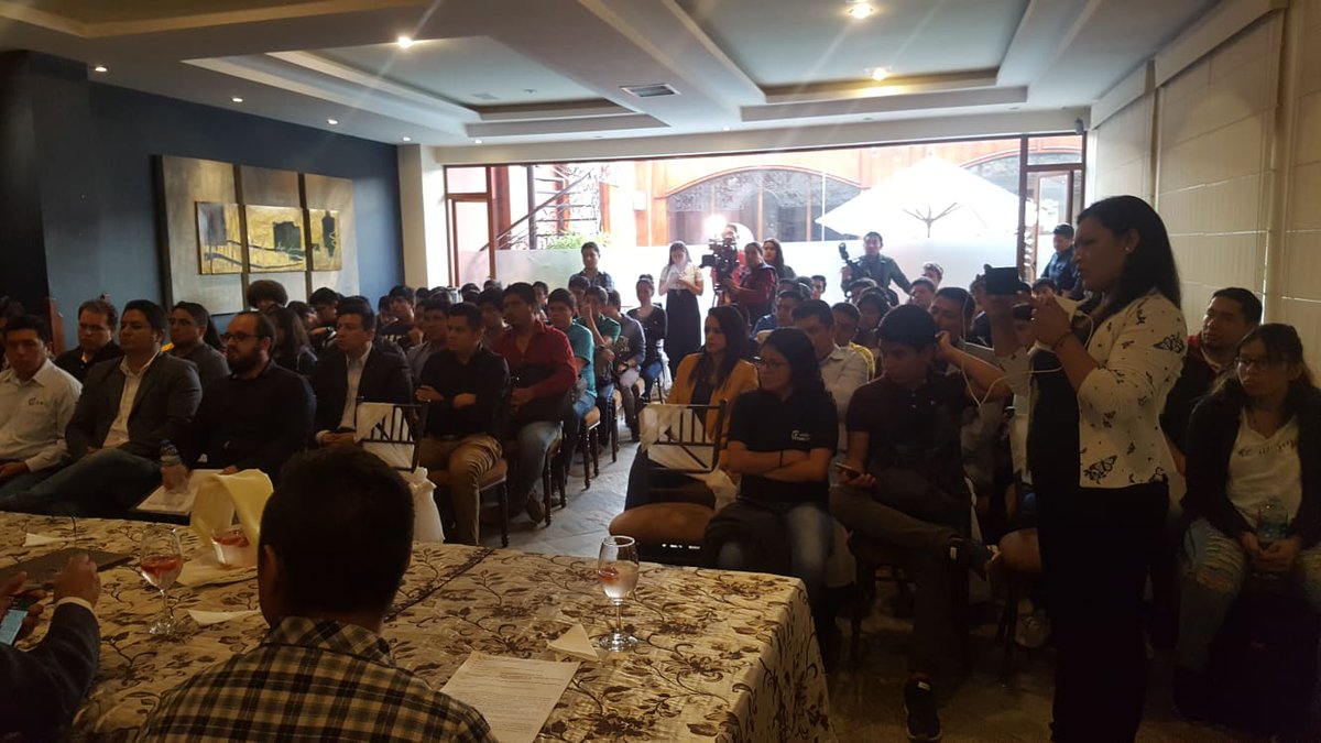 ¡COMPROMISO ASUMIDO!

El martes 11 se calificará el Proyecto de ley #ReformaLEPI en el Consejo de Administración Legislativa (CAL).

La Ingeniería Electromecánica de 4 Universidades les dan las ¡GRACIAS!(<a href="/UNLoficial/">Universidad Nacional de Loja</a>, <a href="/utcCotopaxi/">Universidad Técnica de Cotopaxi</a>, <a href="/ESPE_LTGA/">ESPE-SL</a> y <a href="/UTEoficial/">Universidad UTE</a>).
<a href="/cesarlitardo/">César Litardo</a>