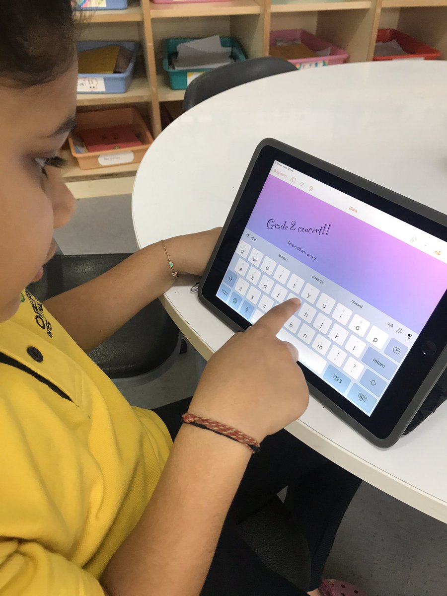 SrutiSukumaran's tweet image. G2 Ss exploring #applepages to create poster invitations for their upcoming #concert @MrSidney_EdTech @AppleEDU @ois_primary @vimi_santos @vimi_santos @nehaminda