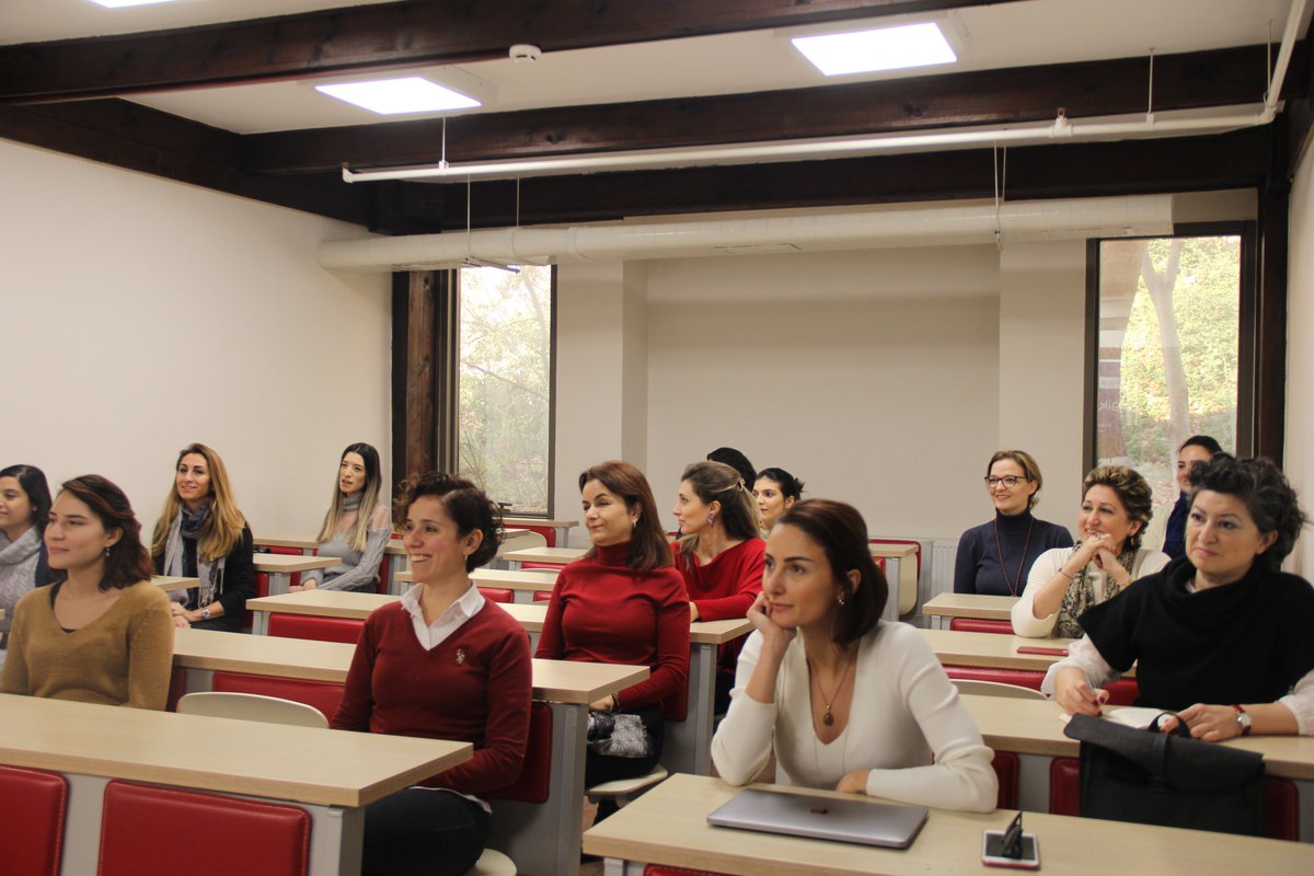 GİKAMER’de bir eğitim dönemini daha tamamladık. Girişimciliğin en önemli adımını, içindeki cesaretle atan kadın girişimci adaylarına katıldıkları için teşekkür eder, başarılarının devamını dileriz.
<a href="/istkaorgtr/">İSTKA</a> <a href="/TikadResmi/">TİKAD</a> <a href="/Galatasaray_Uni/">Galatasaray Uni.</a> #Girisimciİstanbul #GİKAMER