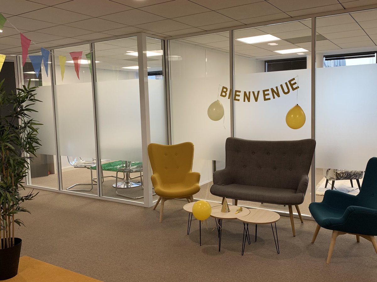 estelle_gallois's tweet photo. Bienvenue dans nos nouveaux locaux @TimeOneGroup #newoffice #timeone Suite de la visite à venir https://t.co/KvWk2vp6si