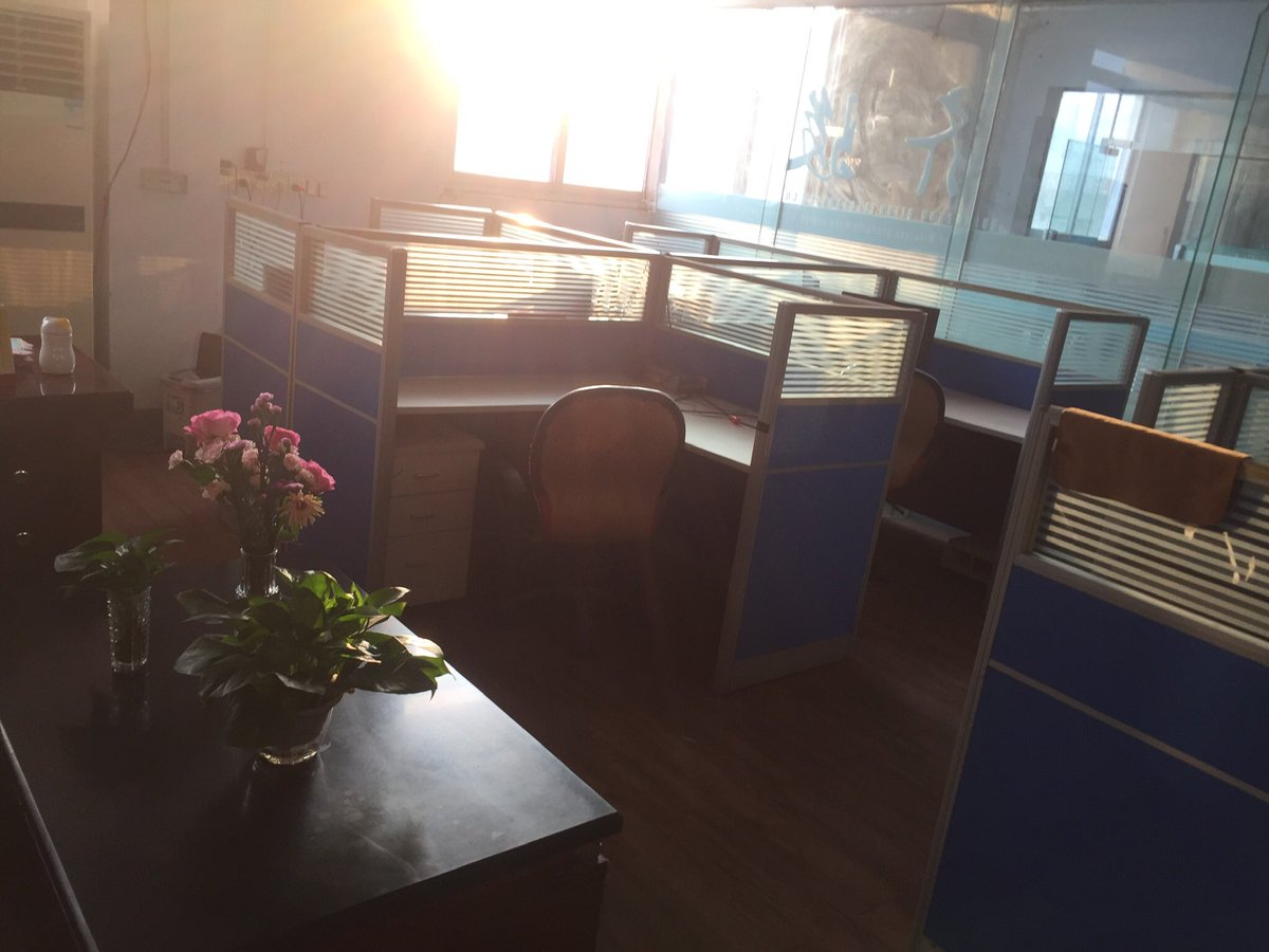 lily89618796's tweet image. I want to work, I want to make money, come on in Wuhan, come on in China💪