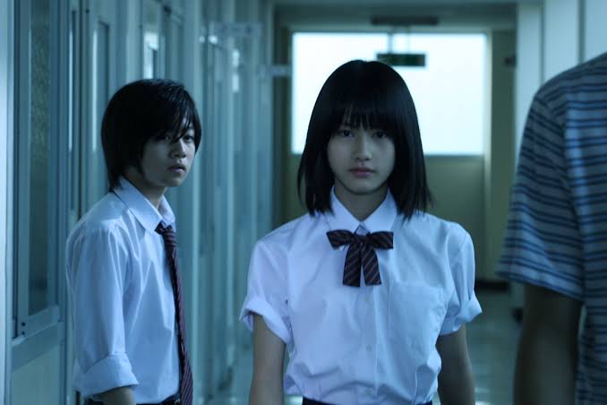 confessions (dir. tetsuya nakashima, 2010)- japanese psychological thriller- a teacher accuses two of her students of murdering her daughter and announces her plot for revenge- the film explores the perspectives of all those involved in the murder- great story progression