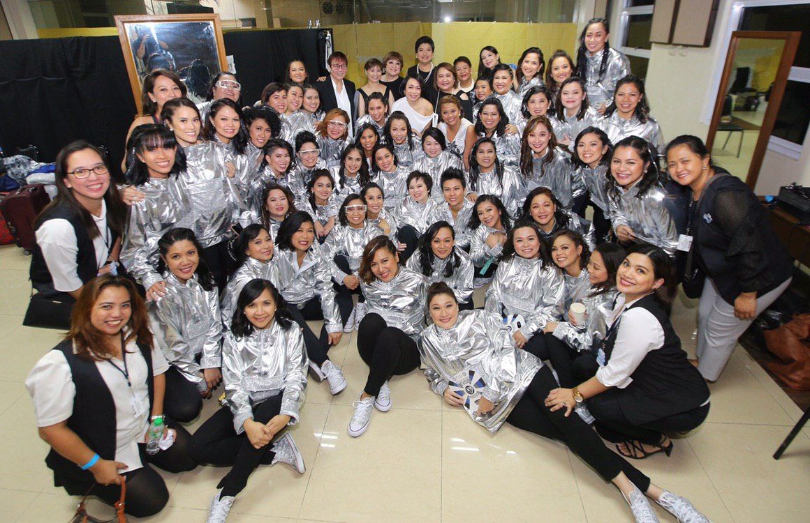 AteNancyBinay's tweet photo. Honored and privileged to be with

EmpoWEred
ScholastiCAN
Visionaries

It's nice to be home. ☻

#OneVISION2020 #ProudKulasa #OraEtLabora #OneHeartOneSoulOneVision #Homecoming2020 https://t.co/InfvbExag3