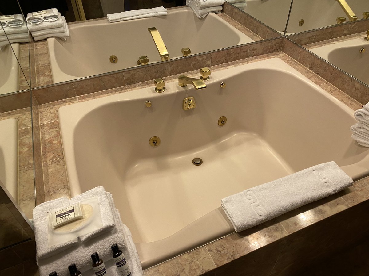 Brittany The Bath Tub God tweet media