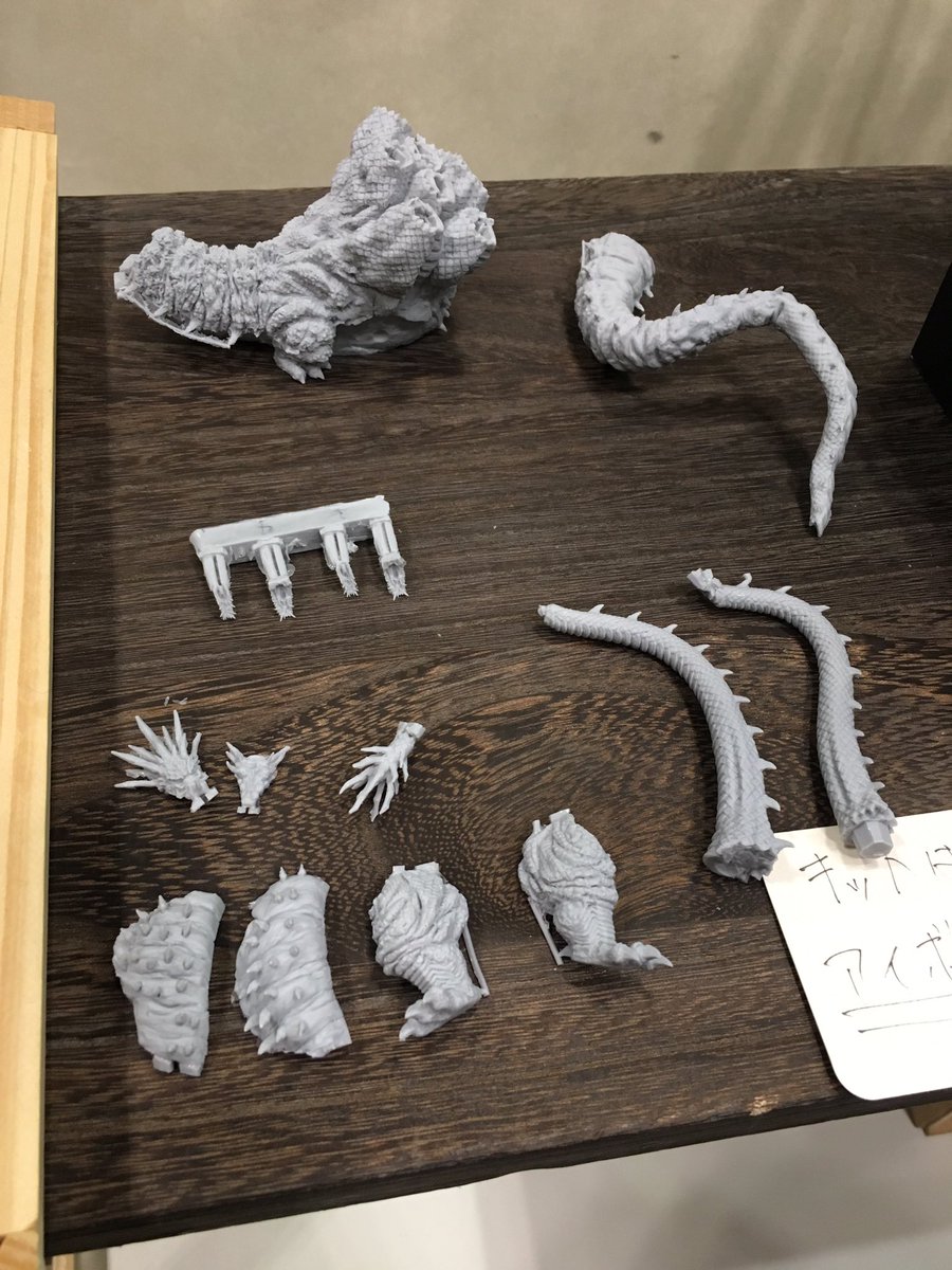 WFレポ しぃたさんの新作ヤマタノオロチ！ 劇中を切り取ったような迫力