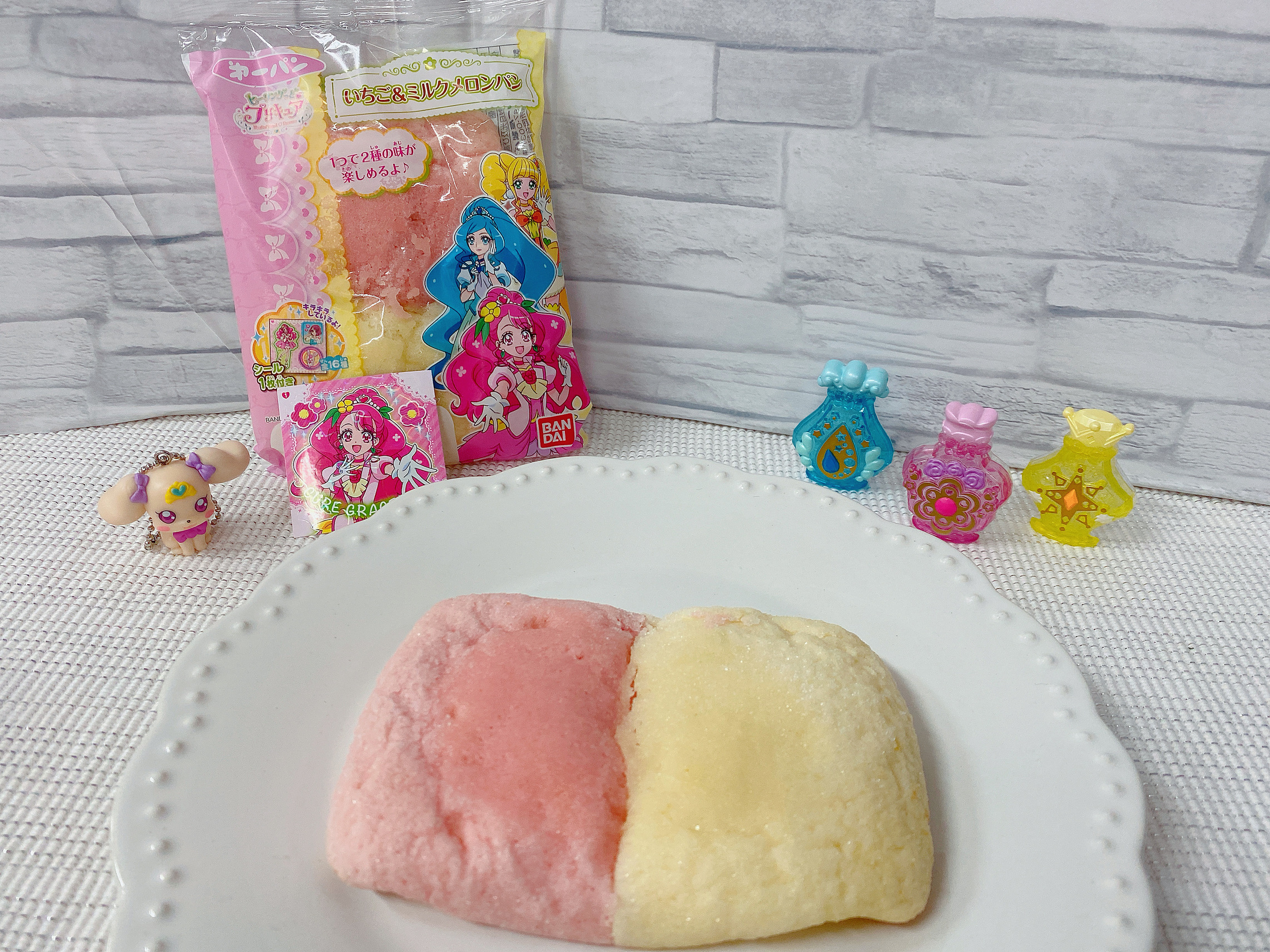 プリキュア食玩公式 バンダイ キャンディ ヒーリングっど プリキュアからパンが新登場 プリキュアワンダフルパンケーキ チョコ デニッシュ いちご ミルクメロンパン ボールドーナツの4品が発売中です 関東 中部 近畿 四国地区にて発売 おやつに