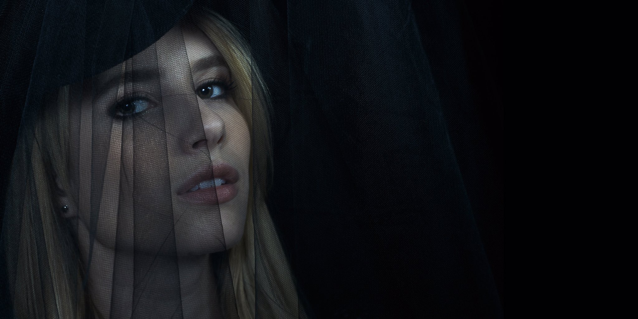 Happy Birthday to American Horror Story star Emma Roberts, who turns 29 today! 