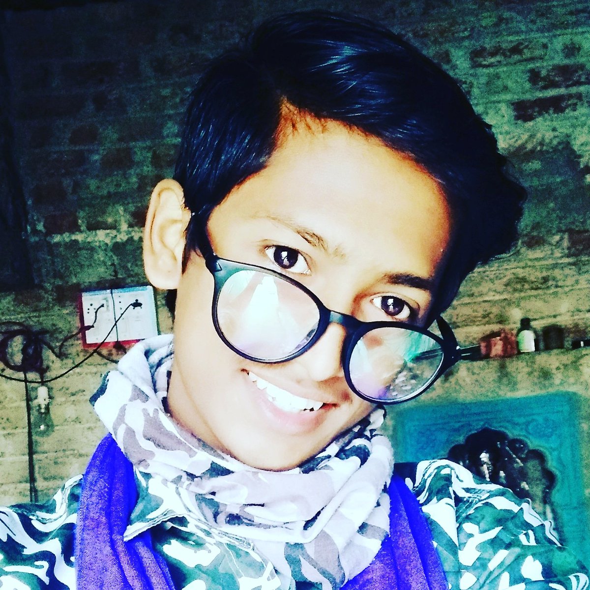 RahulShegokar13's tweet photo. Never forget your style and attitude 😎 https://t.co/mnEucQxOHJ