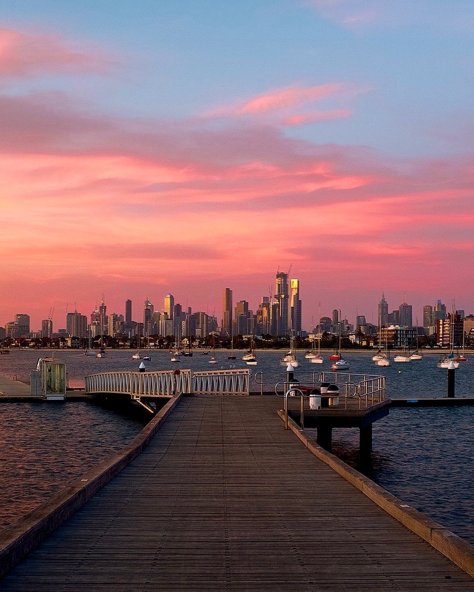 Melbourne Skydeck tweet media