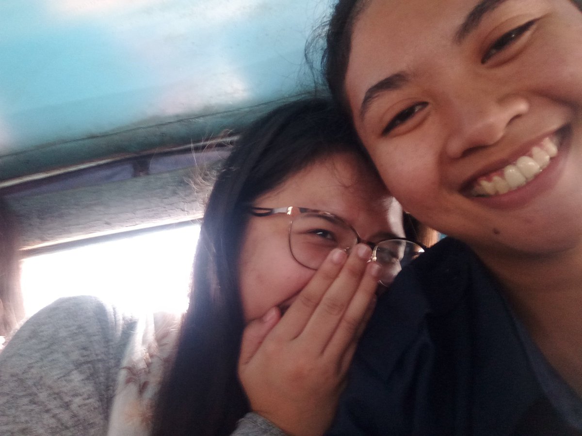 Nag iisang picture na nga lang muka pa kong tanga. HAHAHAHAHAHAHAHA thank you for travelling from Montalban to Cubao just to have lunch with me. I love so so much! 