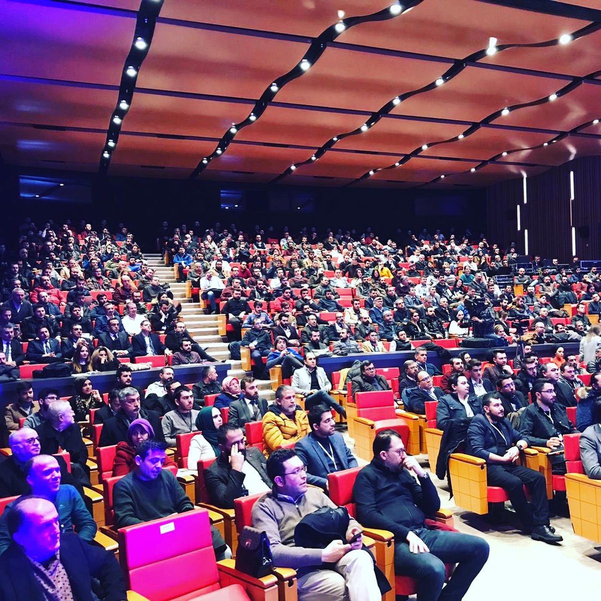 dealroomevents's tweet photo. Erciyes Crossborder e-commerce event in Kayseri/Turkey 🇹🇷 was great with detailed information on digital and e-commerce activities. @worldefnet Successful 1 on 1 meetings and connections were made via #DealRoom ! 🔵-🔵 
#SuccessinNetworking #SuccessinEventmanagement https://t.co/7GsqLqJGpv