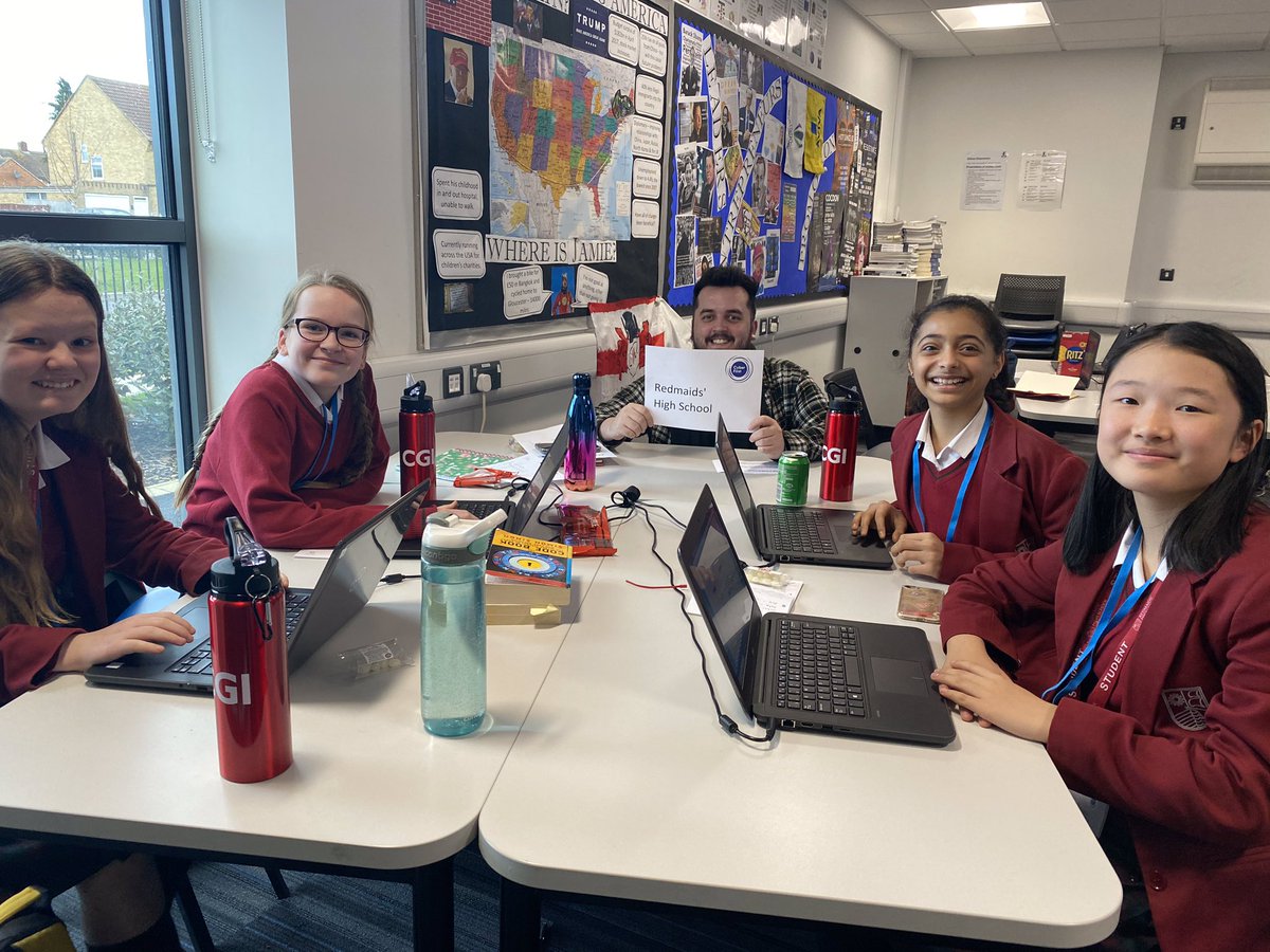 Redmaids' High Computer Science tweet media