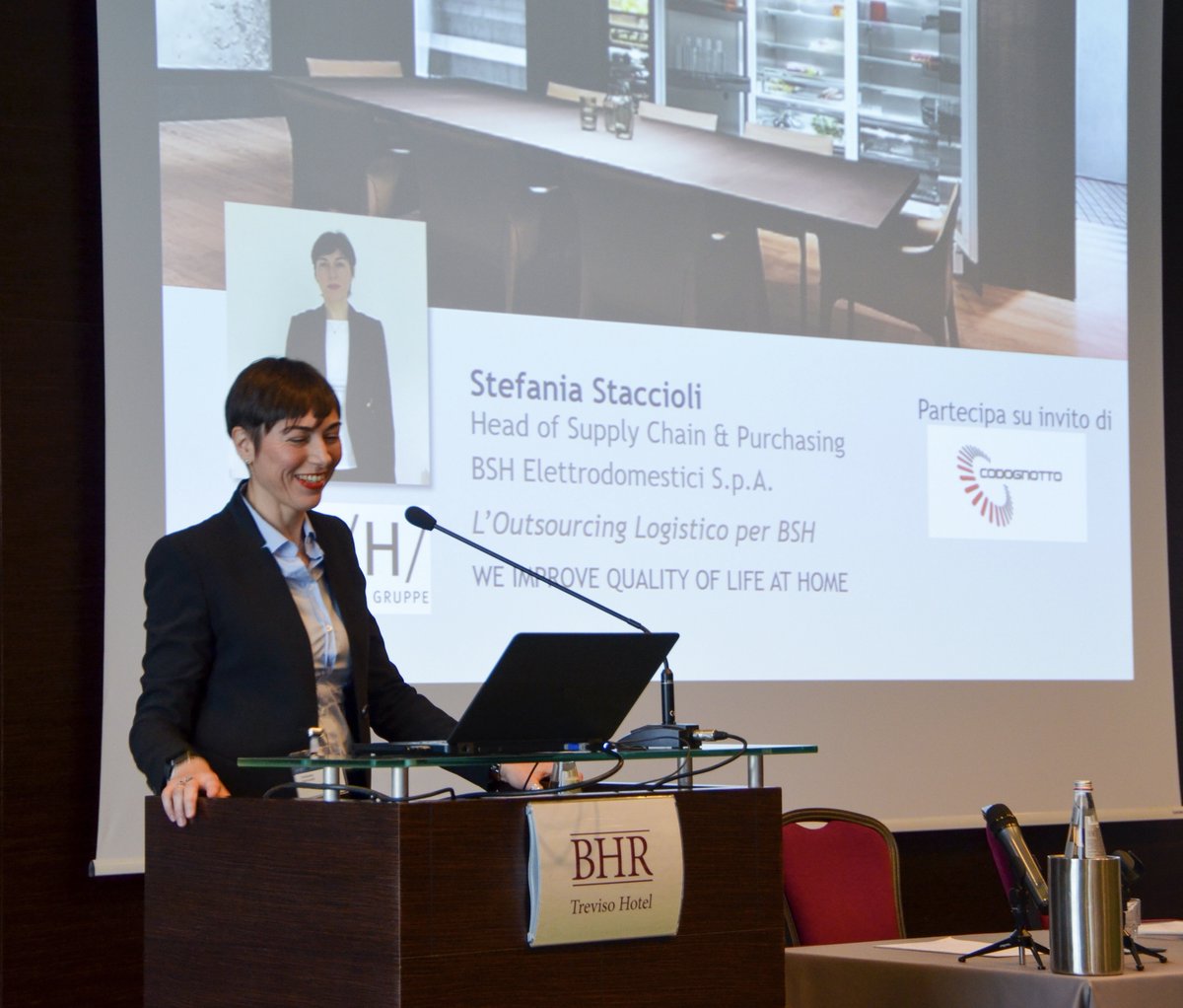 Thanks to #BSH for talking about our common project on Contract Logistics in the congress organized by Osservatorio Contract Logistics <a href="/Osserv_Digital/">Osservatori Digital</a>