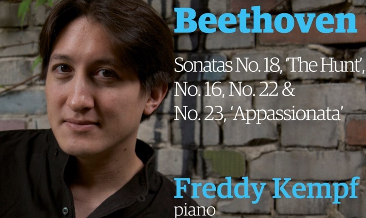 OxfordPhil's tweet photo. Coming up as part of our #OBF2020: Freddy Kempf performs four #Beethoven sonatas at @SJE_Arts on Saturday 29 February 🎹
Tickets: https://t.co/Nimkn6SRiR https://t.co/m9rtjEe5wH