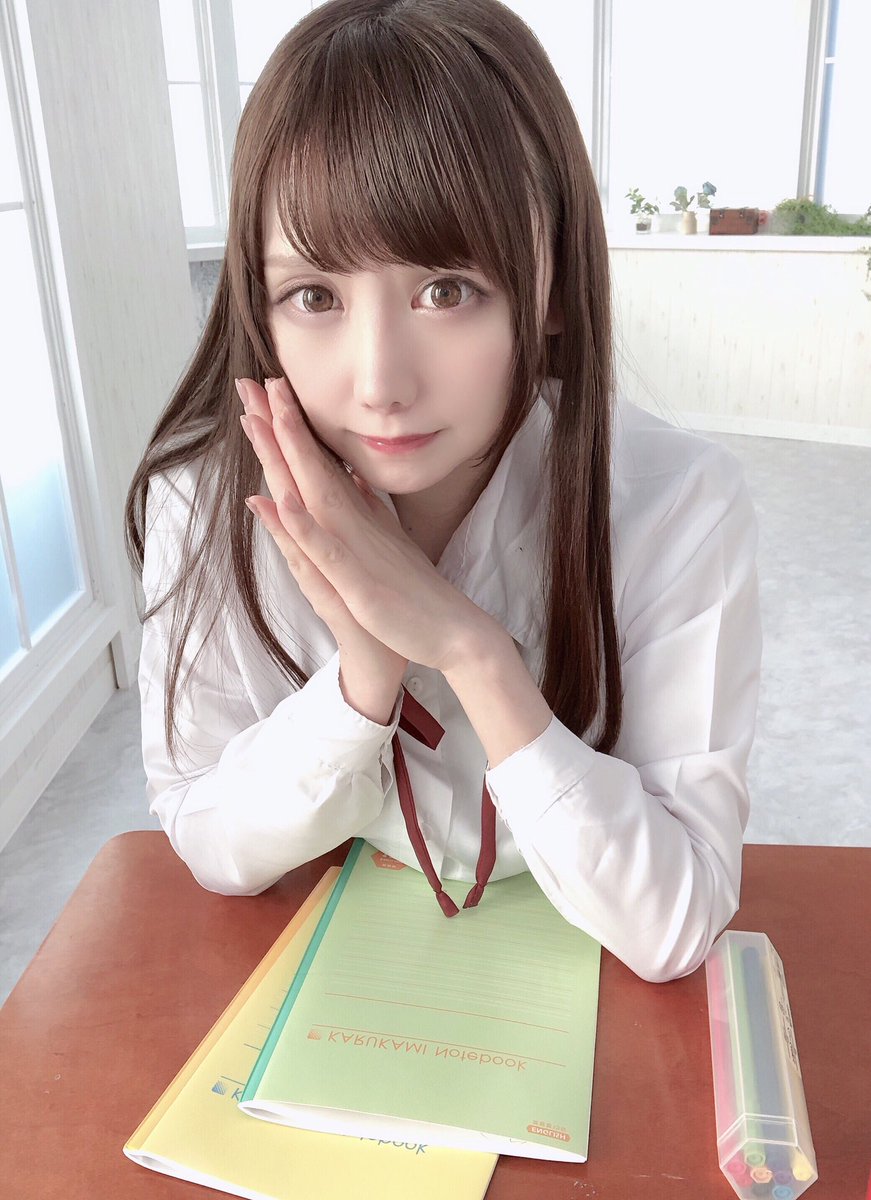 krg_pi's tweet photo. おねがい！ジュース買ってきて♡の顔 https://t.co/Yn85uxwzkb
