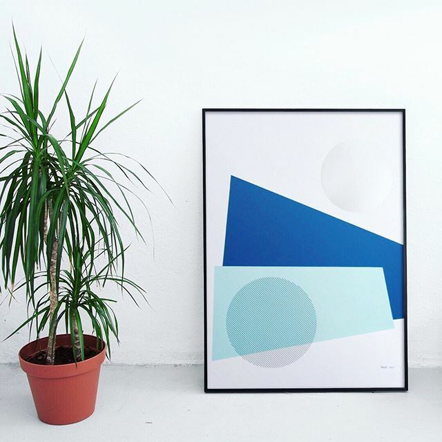 Beauty of course is in the eye of the beholder, but we find simple shapes and colors are all you need to create an interesting space! 🙌
▲ 
Link in bio for print ift.tt/2P2PIiV