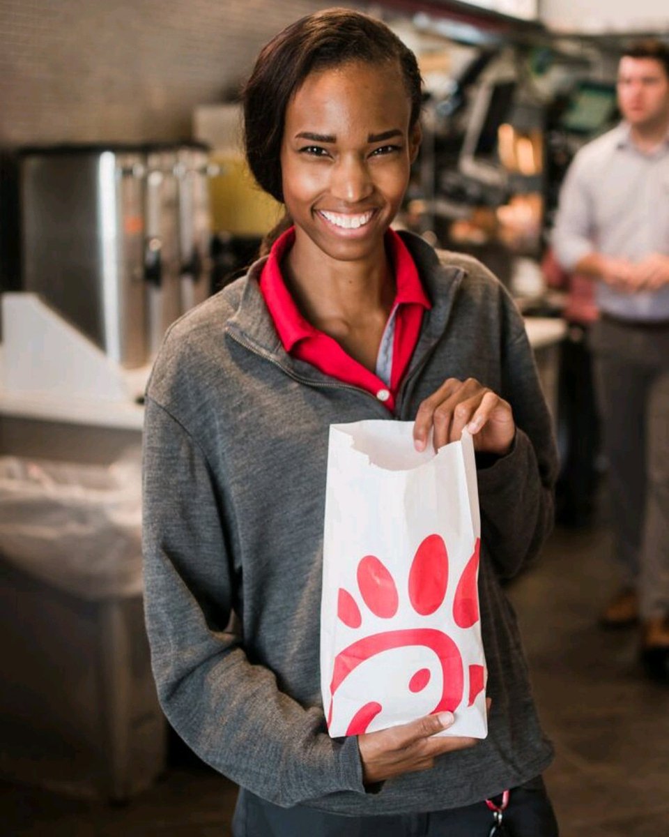 CFALongview's tweet photo. Share the smile of Chick-fil-A and treat someone to a treat because it's Random Acts of Kindness Day!
#randomactsofkindness 
#cfa
#smile😊 https://t.co/B4OVbeNLz7