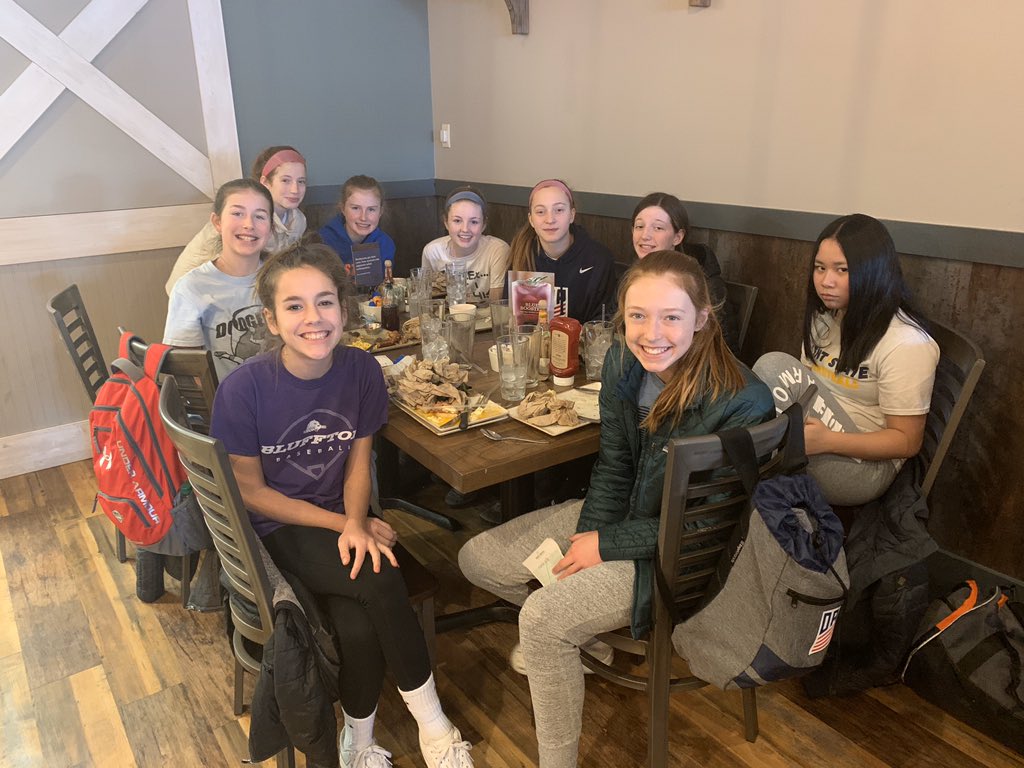 CoachJPfahl's tweet photo. Efficient 9am practice followed by breakfast at First Watch! #TEAM #FirstWatchCafe #TheFunBunch https://t.co/C1LERtYrrs