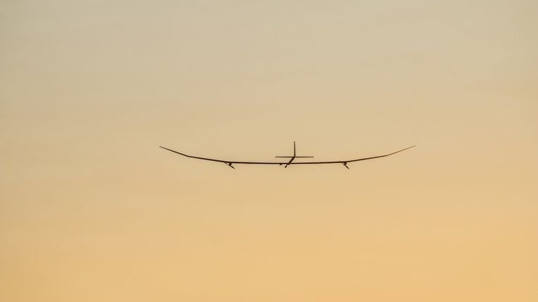 Exciting innovation in support of greener transport. Solar powered plane which could be airborne for a year completes first flight
news.sky.com/story/solar-po…