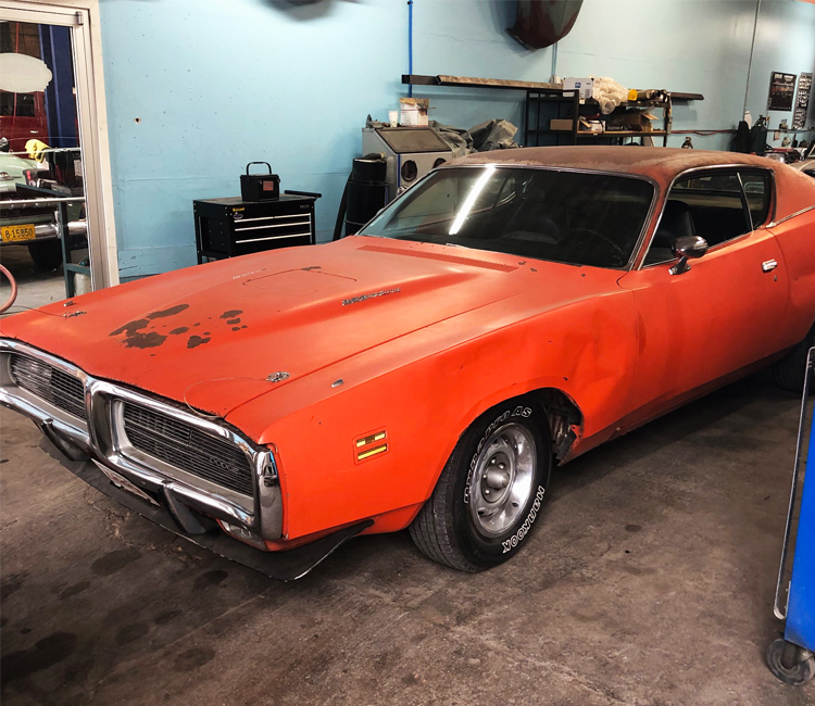 ClassicCarsSMG's tweet photo. Survivor wearing its original EV2 paint
1971 #Superbee ππ
Visit our website: https://t.co/ErF4HnrABm
Call us at 303-296-1688
#ClassicCarsForSale
#CarsForSale
#1971Superbee
#N96AirgrabberHood https://t.co/VpTR3bG1Ps