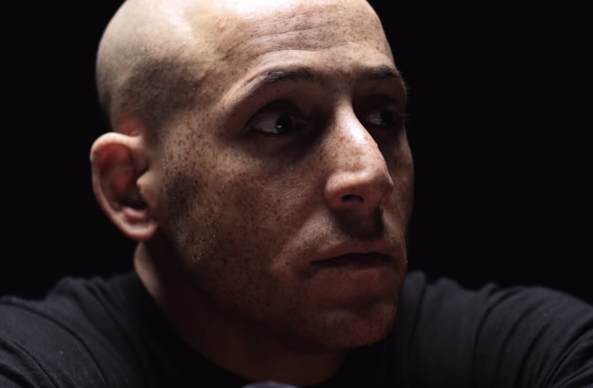 Globally, every minute, a man dies by suicide. In the US, 75% of suicides are men. 

We need our men to feel safe and supported to share their pain. One conversation at a time. That may seem small but they build and grow into powerful change. 

#beheretomorrow