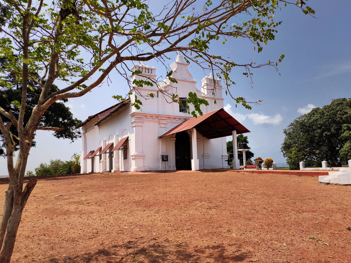 PAmonker's tweet photo. Three kings church. One of the most haunted place in Goa.
#goa #exploring_goa #churches #church #haunted #explore #ghosts #picoftheday #pickmygoapic #photooftheday #bestoftheday #goavibe #tourist #tourism #travel #mobilephotography #weekend #roadtrip #bikeride https://t.co/1c66Erc4aq