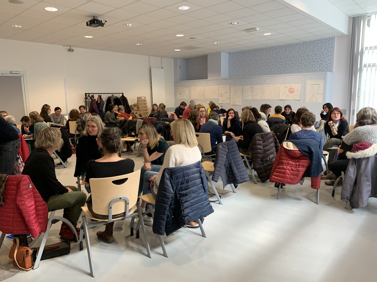 baugeenanjou's tweet photo. #FormationBeA #BaugeEnAnjou 
Le #PoleEnfanceJeunesse , les agents des écoles , le centre de loisirs et deux enseignants sont en formation en ce moment au Centre Culturel René d’Anjou pour le dispositif « la boîte à jouer » !

Plus d'informations 👇
https://t.co/yw6ijyA0GG https://t.co/7mpWfC7MG7