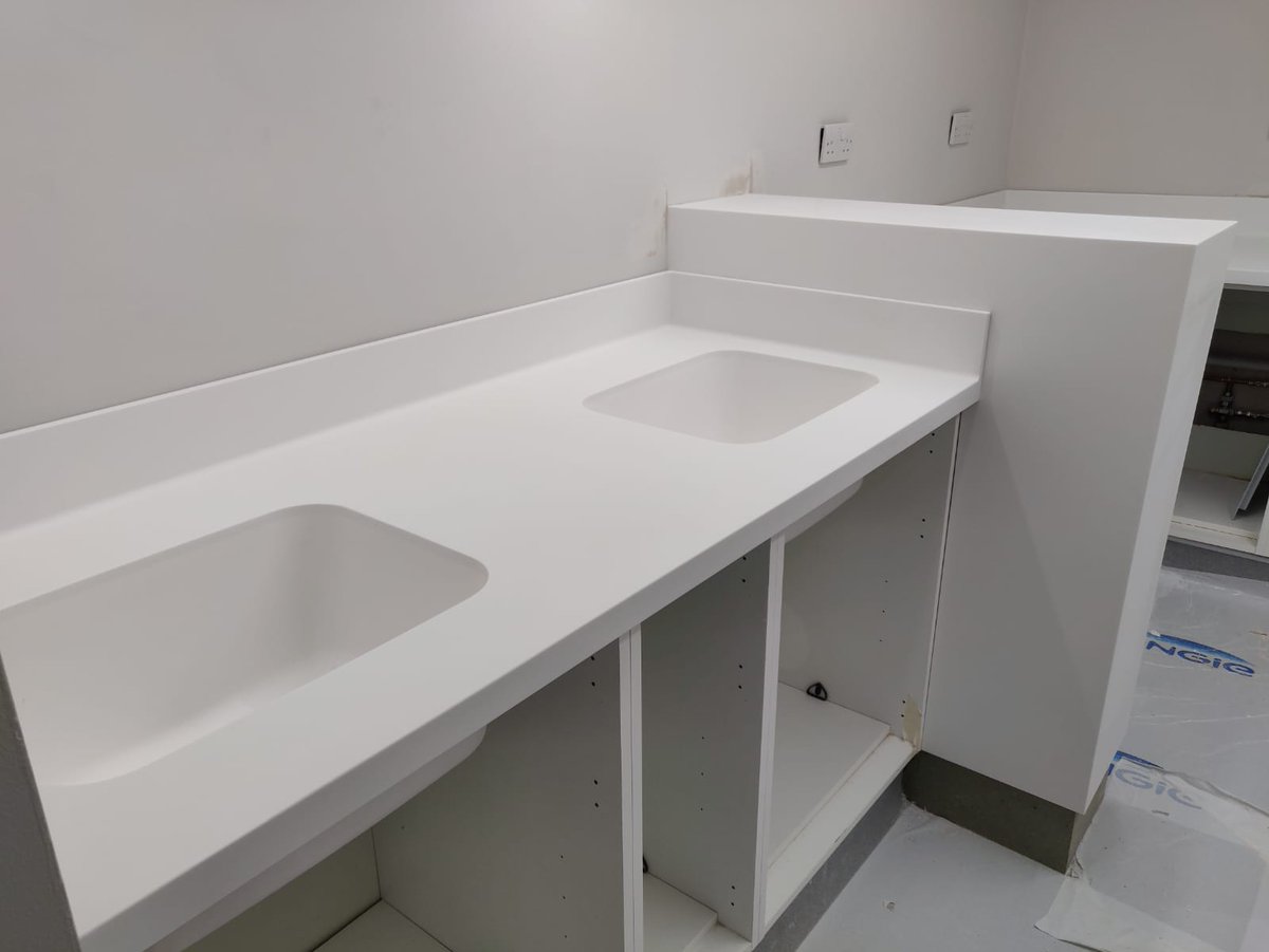 LimitedSedulous's tweet photo. Dental practice refit. Specialising in hygienic, solid surface, seamless worktop fits. No gaps= No germs! https://t.co/14JTT3uXYP