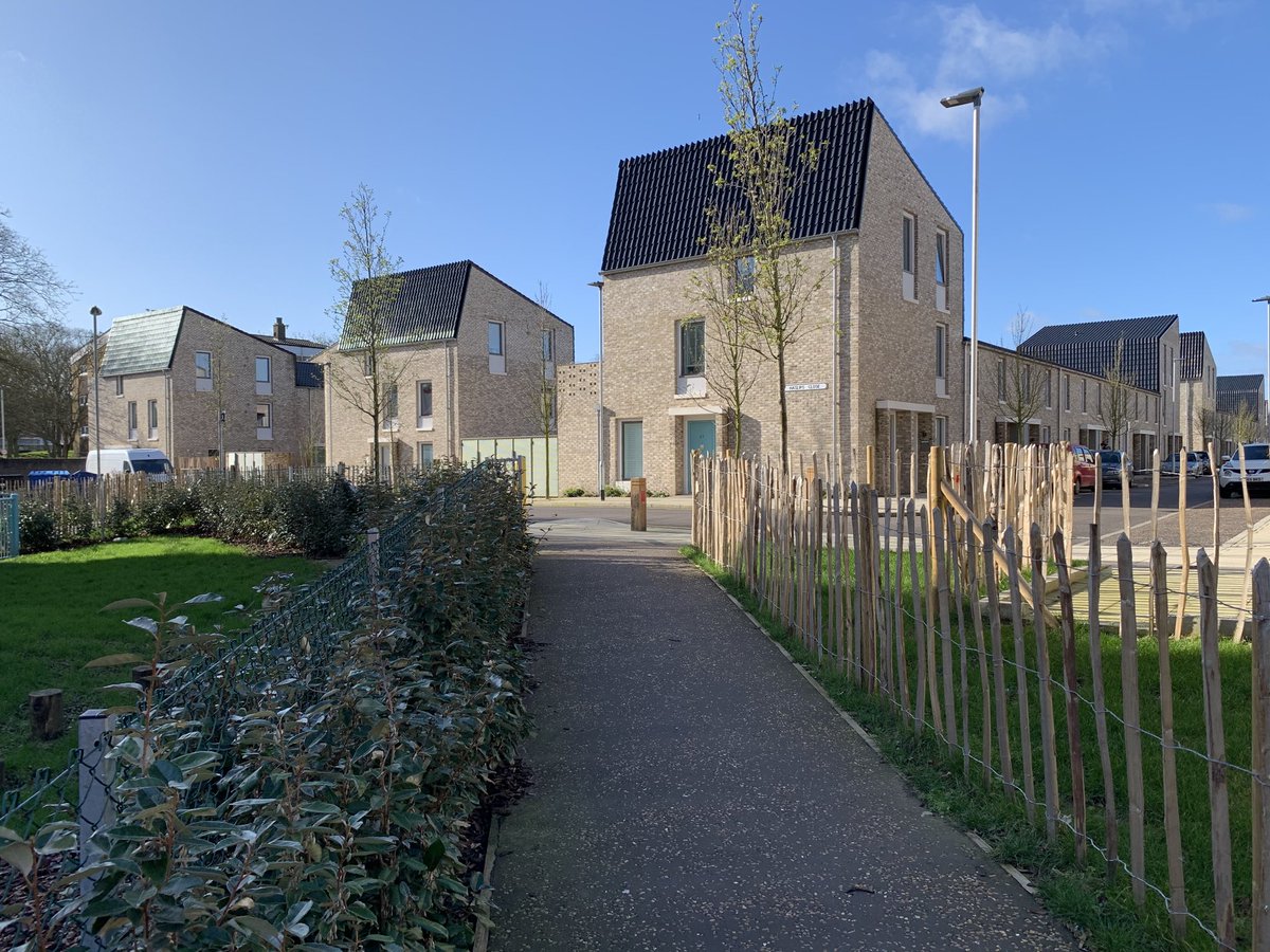 Hilary Satchwell tweet media