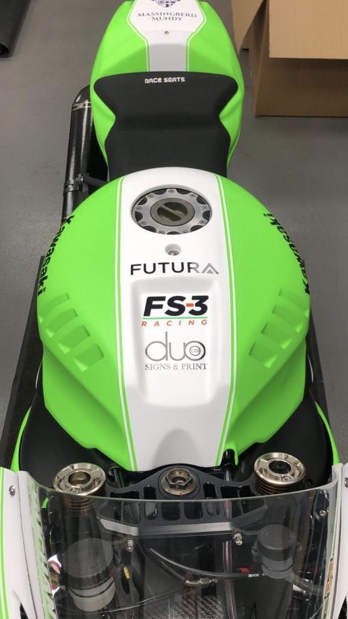 AjnKawasaki's tweet photo. You’ll definitely see us coming 😜 thanks to @SignsDuo @futuradesignltd for sticking with @FS3racing this year 💥 #sponsor #details #tankcover @MMundyKawasaki https://t.co/XdDy5Llrxb