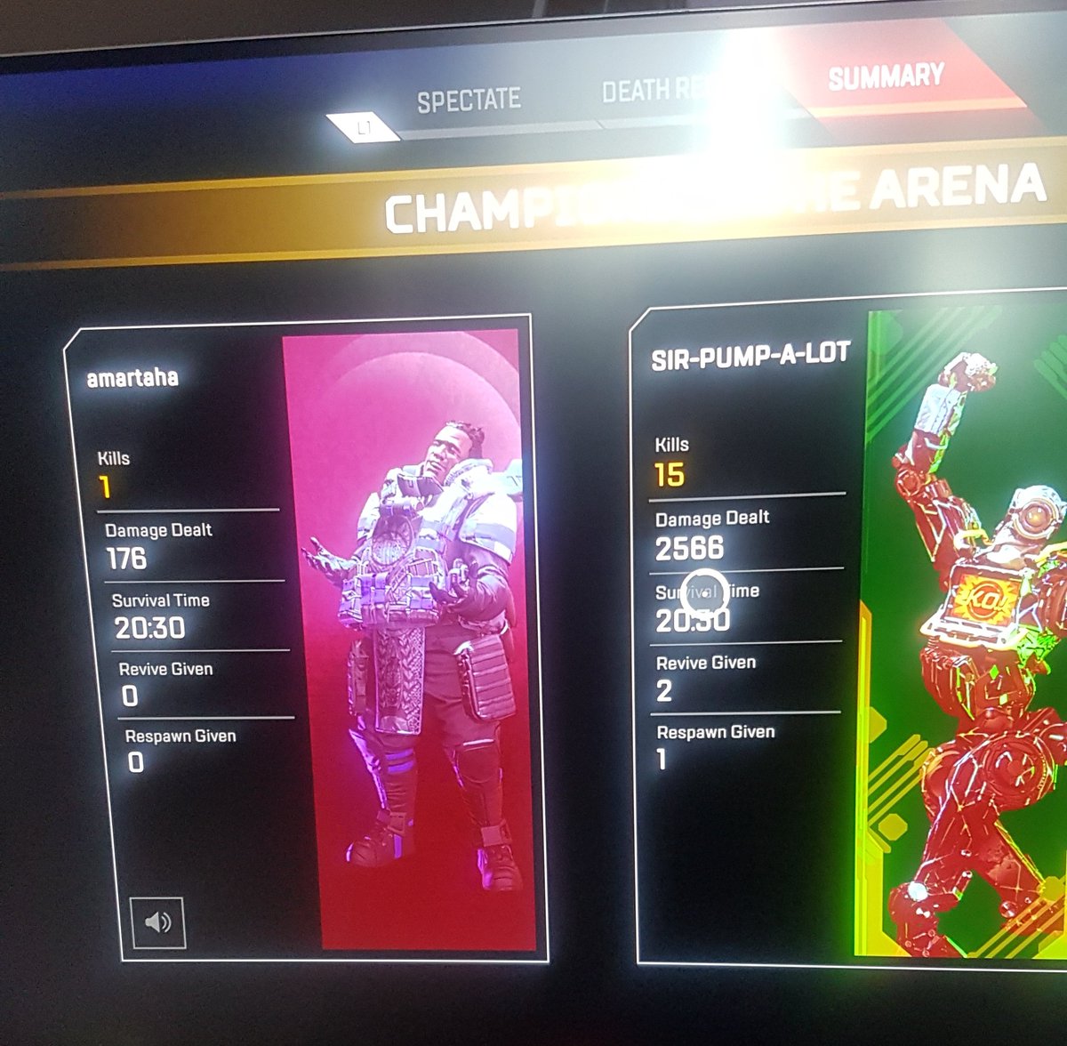 ASHTHAFLASH's tweet image. ✔Made sure the cracked Duo partner smashed his 1 kill! 🕹👊 #ApexLegends