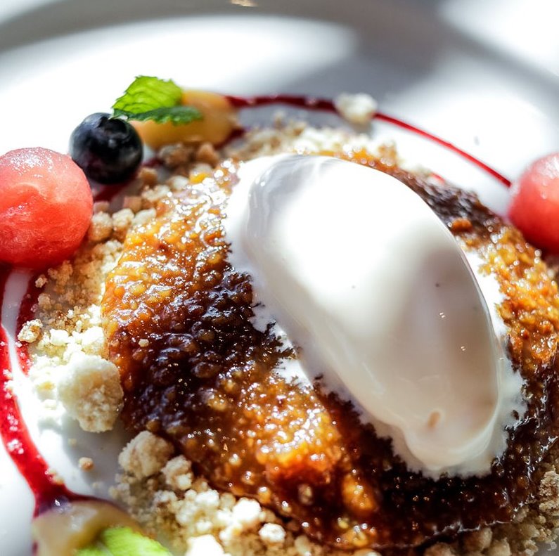 Los postres de boda que son tendencia este 2020 🍰💍

paradores.site/postresbodas20…