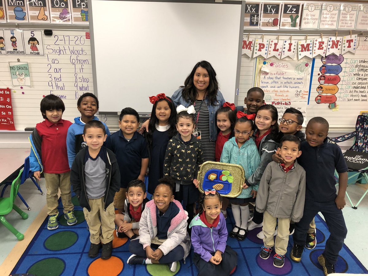 CorneliusElem's tweet photo. Congratulations 🎉🎊 to Ms. Ortega and Mrs. Perez’s classes. They earned the Golden Awards this week! https://t.co/zNWPPdi91K